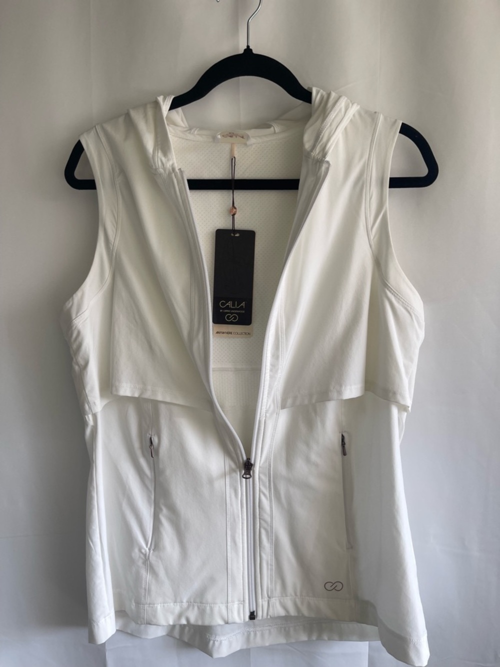 CALIA by Carrie Underwood White Athletic Hooded Vest - Picture 9 of 10
